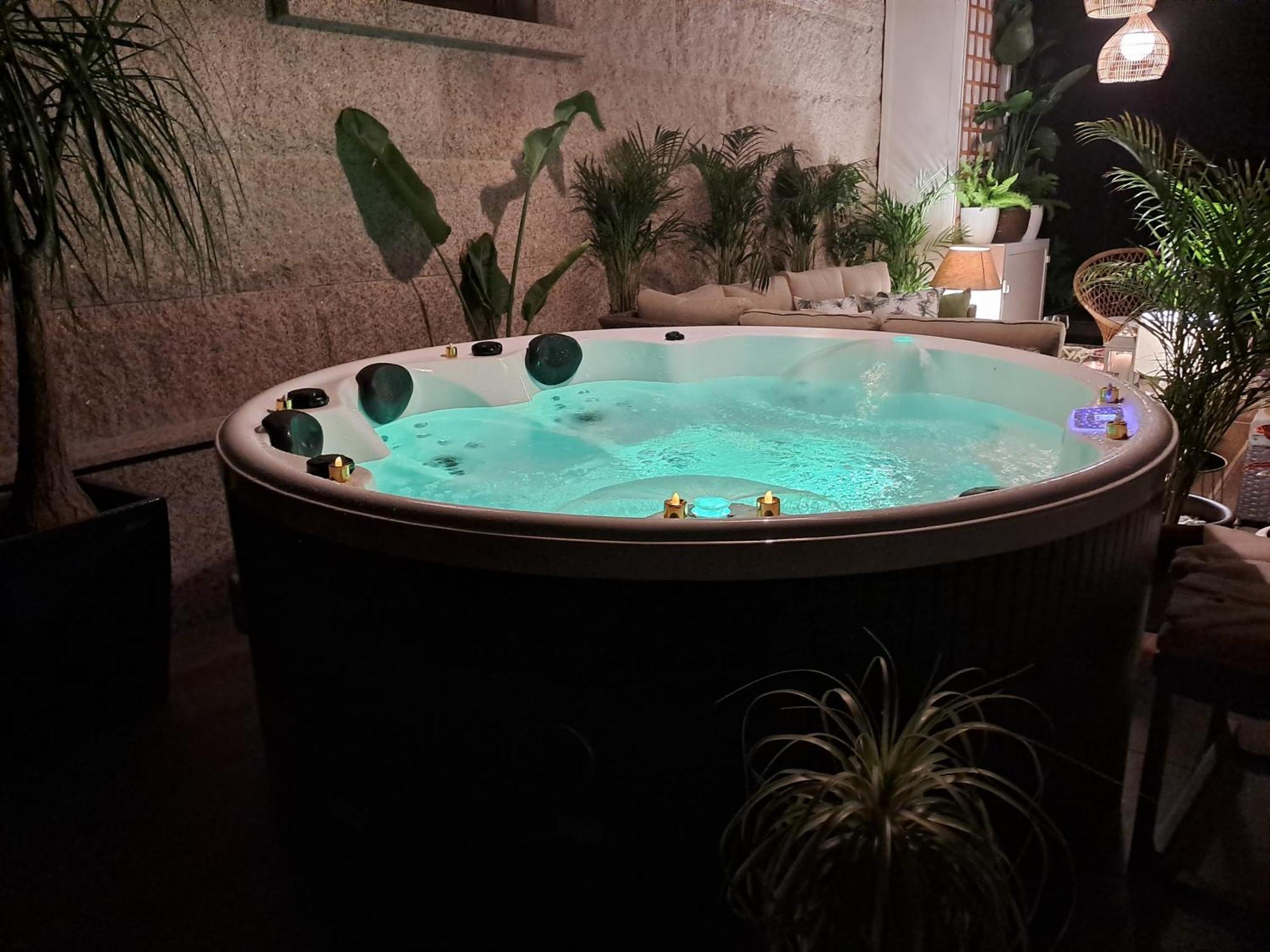 Вилла Casa Victoria Garden Con Jacuzzi Y Piscina Кальдас-де-Рейес Экстерьер фото