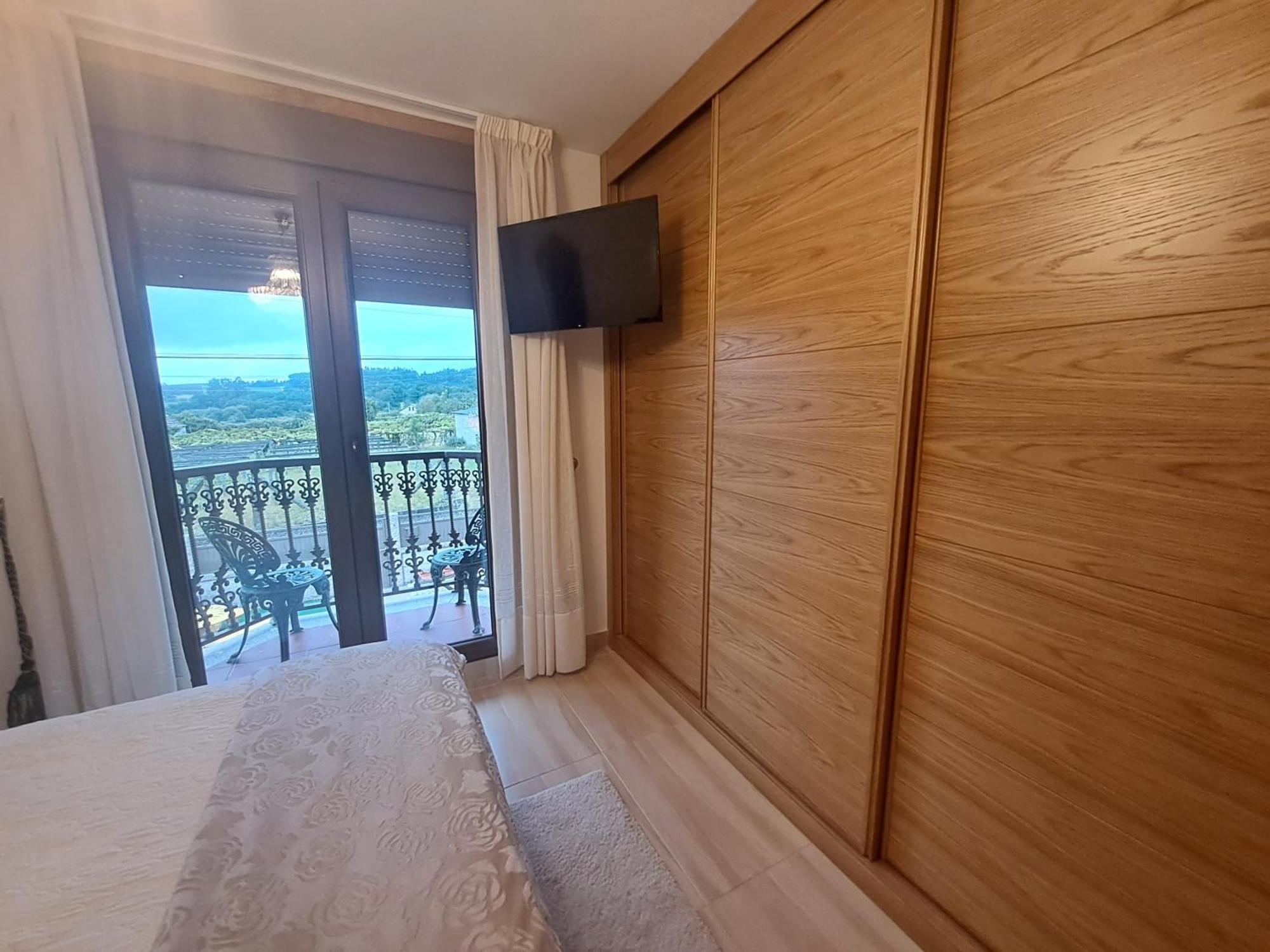 Вилла Casa Victoria Garden Con Jacuzzi Y Piscina Кальдас-де-Рейес Экстерьер фото